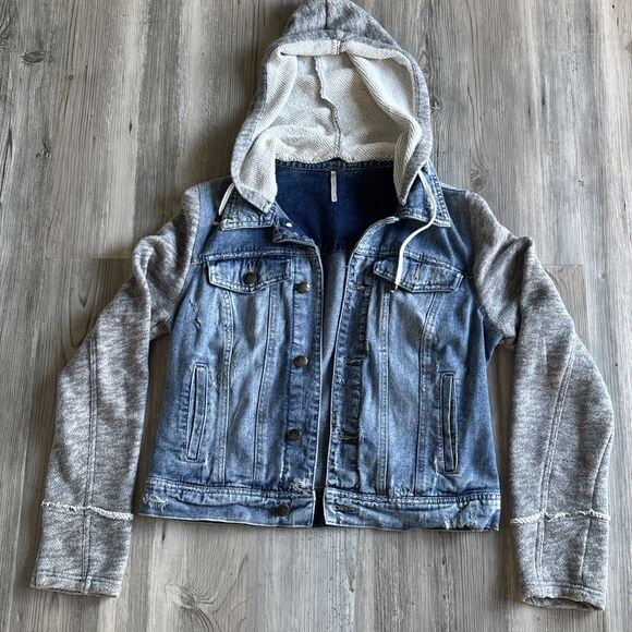 Free People Denim Distressed Hooded Jean /Knit Jacket Women's Size Medium - Picture 5 of 12